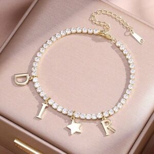 Fashion Gold Charm Bracelet